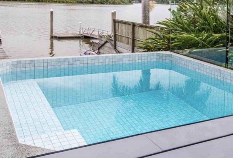 small square plunge pool