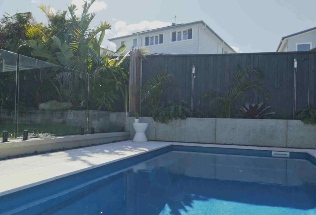 Newly installed fibreglass plunge pool in Fletcher NSW
